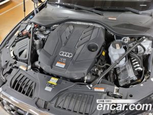 Audi A8 55 TFSI 4WD Premium LWB 2023 года из Южной Кореи