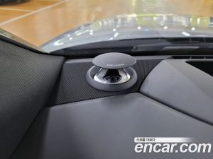 Audi A8 55 TFSI 4WD Premium LWB 2023 года из Южной Кореи