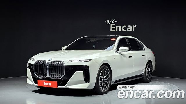 BMW 7-Series 740i xDrive M Sport 2024 года из Кореи