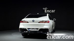 BMW 7-Series 740i xDrive M Sport 2024 года из Южной Кореи