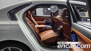 BMW 7-Series 740i xDrive M Sport 2024 года из Южной Кореи