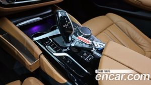 BMW 5-Series 520i M Sport 2023 года из Южной Кореи