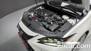 Lexus ES Executive 2025 года из Южной Кореи
