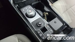 Kia Sorento HEV 1.6 2WD 2024 года из Южной Кореи
