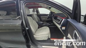 Kia Sorento HEV 1.6 2WD 2024 года из Южной Кореи