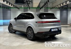 Porsche Cayenne 3.0 2024 года из Южной Кореи