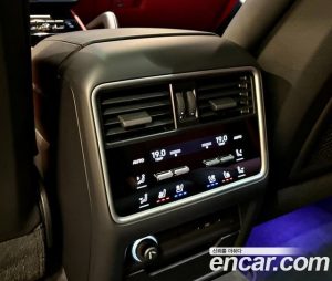 Porsche Cayenne 3.0 2024 года из Южной Кореи