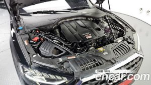 Audi A8 50 TDI 4WD Premium LWB 2023 года из Южной Кореи