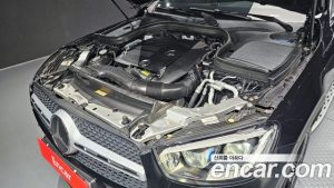 Mercedes-Benz GLC-Class GLC300 4MATIC Coupe 2023 года из Южной Кореи