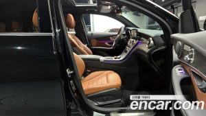 Mercedes-Benz GLC-Class GLC300 4MATIC Coupe 2023 года из Южной Кореи