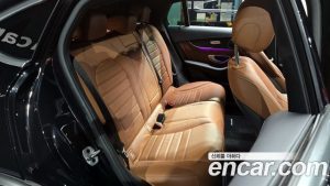 Mercedes-Benz GLC-Class GLC300 4MATIC Coupe 2023 года из Южной Кореи