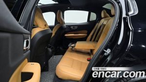Volvo S60 B5 ULTIMATE Bright 2023 года из Южной Кореи
