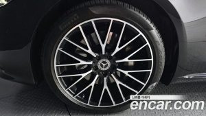 Mercedes-Benz S-Class S580L 4MATIC 2023 года из Южной Кореи