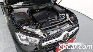 Mercedes-Benz GLC-Class GLC300 4MATIC Coupe 2023 года из Южной Кореи