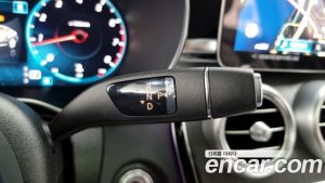Mercedes-Benz GLC-Class GLC300 4MATIC Coupe 2023 года из Южной Кореи
