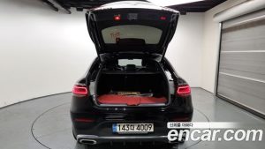 Mercedes-Benz GLC-Class GLC300 4MATIC Coupe 2023 года из Южной Кореи