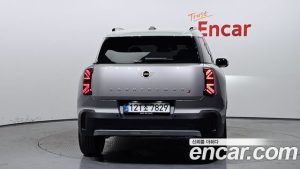 Mini Countryman ALL4 CLASSIC First Edition 2025 года из Южной Кореи