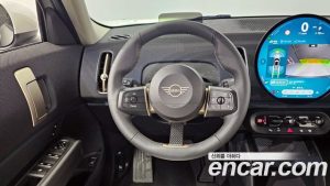 Mini Countryman ALL4 CLASSIC First Edition 2025 года из Южной Кореи