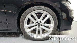 Audi A7 45 TDI 4WD Premium 2023 года из Южной Кореи
