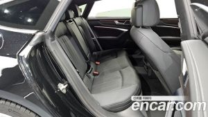 Audi A7 45 TDI 4WD Premium 2023 года из Южной Кореи