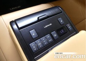 Lexus ES Executive 2025 года из Южной Кореи