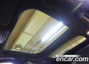 Mercedes-Benz E-Class E350 4MATIC AMG Line 2023 года из Южной Кореи