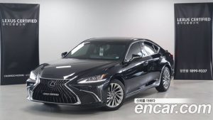 Lexus ES Luxury Plus 2025 года из Южной Кореи