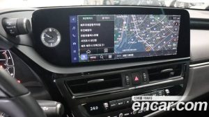 Lexus ES Luxury Plus 2025 года из Южной Кореи