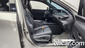 Lexus UX 2WD 2022 года из Южной Кореи