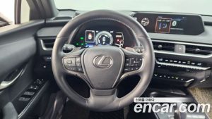 Lexus UX 2WD 2022 года из Южной Кореи