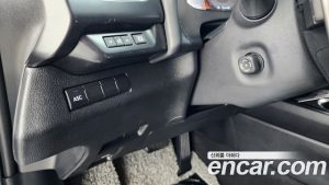 Lexus UX 2WD 2022 года из Южной Кореи