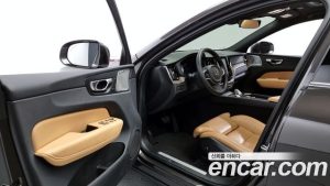 Volvo XC60 B5 Inscription 2022 года из Южной Кореи