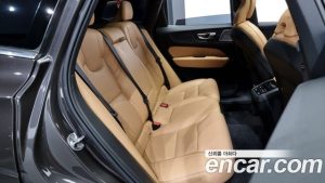 Volvo XC60 B5 Inscription 2022 года из Южной Кореи