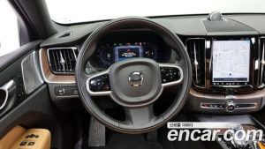 Volvo XC60 B5 Inscription 2022 года из Южной Кореи