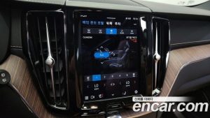 Volvo XC60 B5 Inscription 2022 года из Южной Кореи