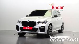 BMW X5 xDrive 40i M Sport 2023 года из Южной Кореи