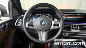 BMW X5 xDrive 40i M Sport 2023 года из Южной Кореи