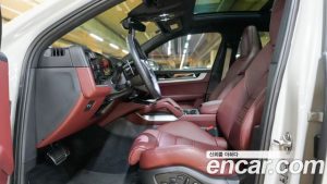 Porsche Cayenne 3.0 2024 года из Южной Кореи