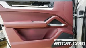 Porsche Cayenne 3.0 2024 года из Южной Кореи