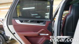 Porsche Cayenne 3.0 2024 года из Южной Кореи