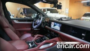 Porsche Cayenne 3.0 2024 года из Южной Кореи