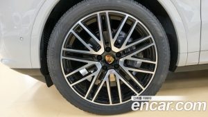Porsche Cayenne 3.0 2024 года из Южной Кореи