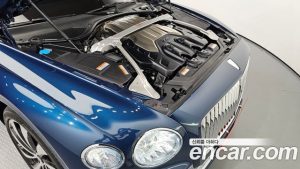 Bentley Flying Spur 4.0 Azure 2024 года из Южной Кореи