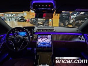 Mercedes-Benz S-Class Maybach S680 4MATIC 2023 года из Южной Кореи