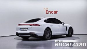 Porsche Panamera 4.0 GTS 2022 года из Южной Кореи