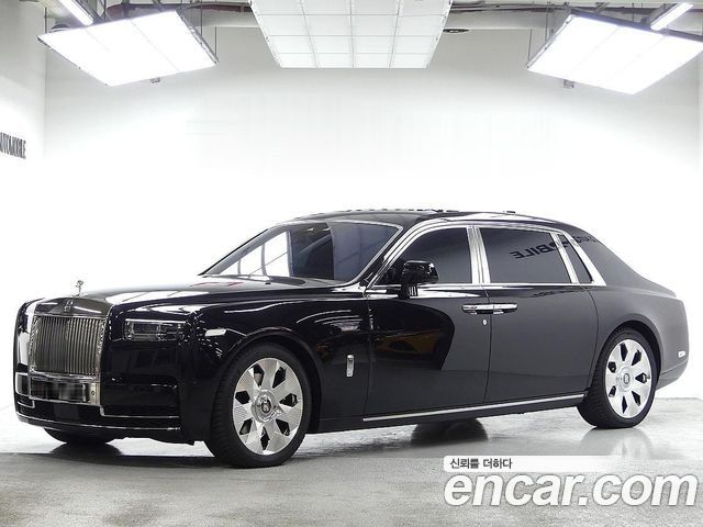 Rolls-Royce Phantom 6.7 EWB V12 2023 года из Кореи