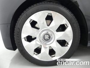 Rolls-Royce Phantom 6.7 EWB V12 2023 года из Южной Кореи