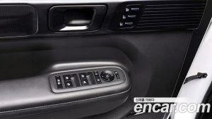 Hyundai Santafe Бензин 2.5T 4WD 2024 года из Южной Кореи