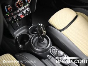 Mini Cooper 5Door RESOLUTE Edition 2023 года из Южной Кореи