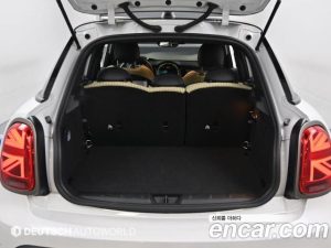 Mini Cooper 5Door RESOLUTE Edition 2023 года из Южной Кореи